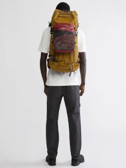 Klättermusen Väskor För Organisering-78 Retina Britta Multislot Bag Russet
